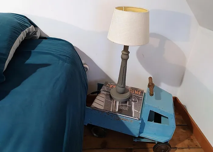 La Petite Maison Бове